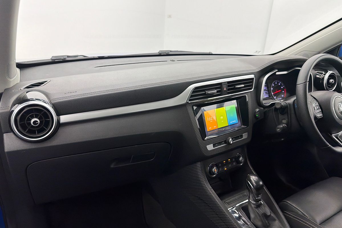 2018 MG ZS Essence AZS1