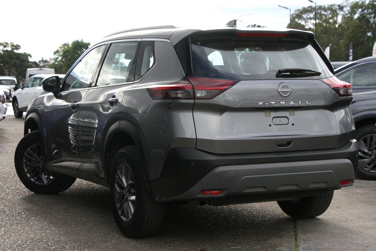 2025 Nissan X-TRAIL ST T33