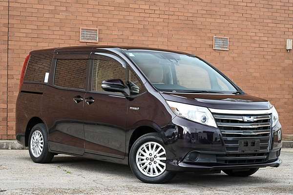 2016 Toyota Noah ZWR80