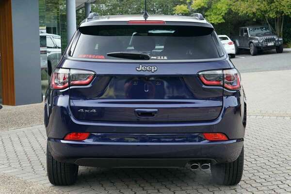 2022 Jeep Compass S-Limited M6
