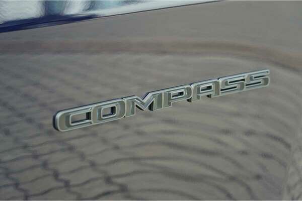 2022 Jeep Compass S-Limited M6