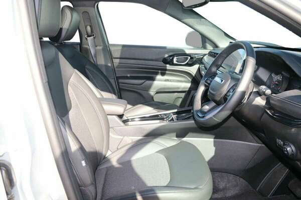 2023 Jeep Compass Night Eagle M6