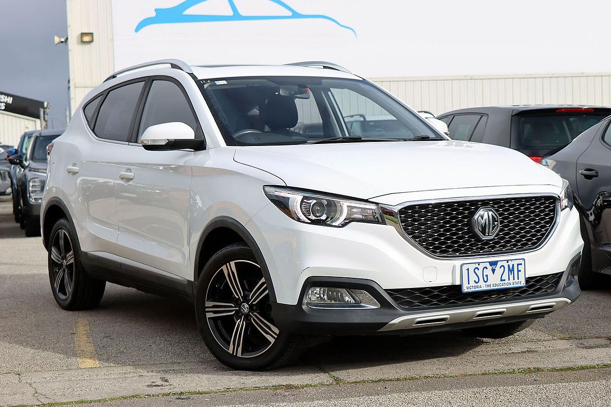 2020 MG ZS Essence AZS1