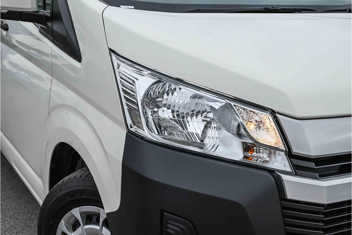2022 Toyota Hiace GDH300R LWB