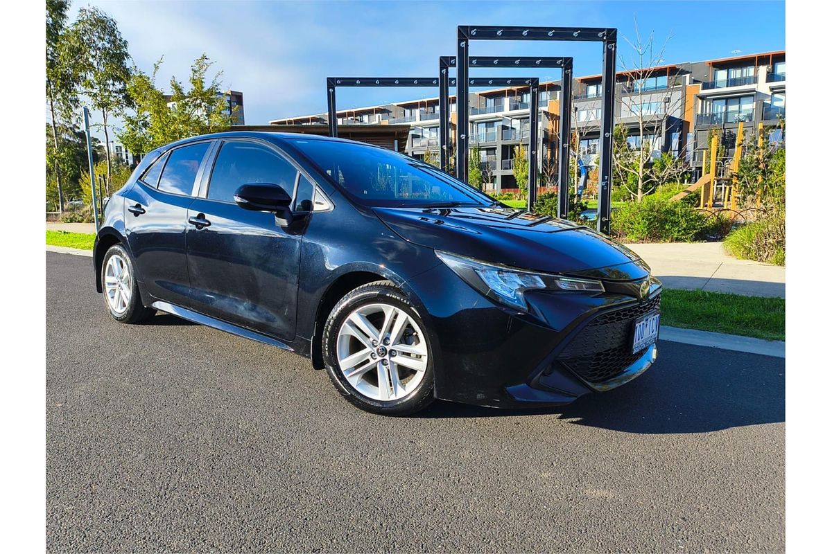 2018 Toyota Corolla ASCENT SPORT MZEA12R