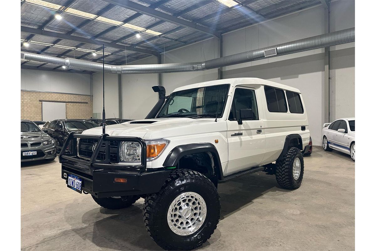 2009 Toyota Landcruiser WORKMATE (4x4) 11 SEAT VDJ78R