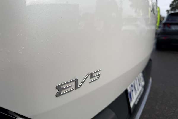2025 Kia EV5 Air Long Range OVc thumb-6