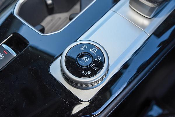 2025 Mitsubishi Outlander ES ZM thumb-12