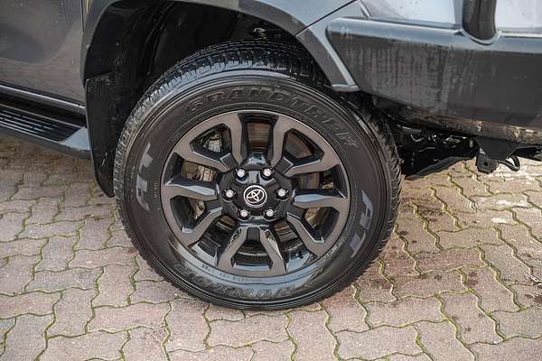 2023 Toyota Hilux Rogue GUN126R 4X4 thumb-2
