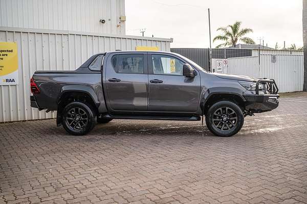 2023 Toyota Hilux Rogue GUN126R 4X4 thumb-4