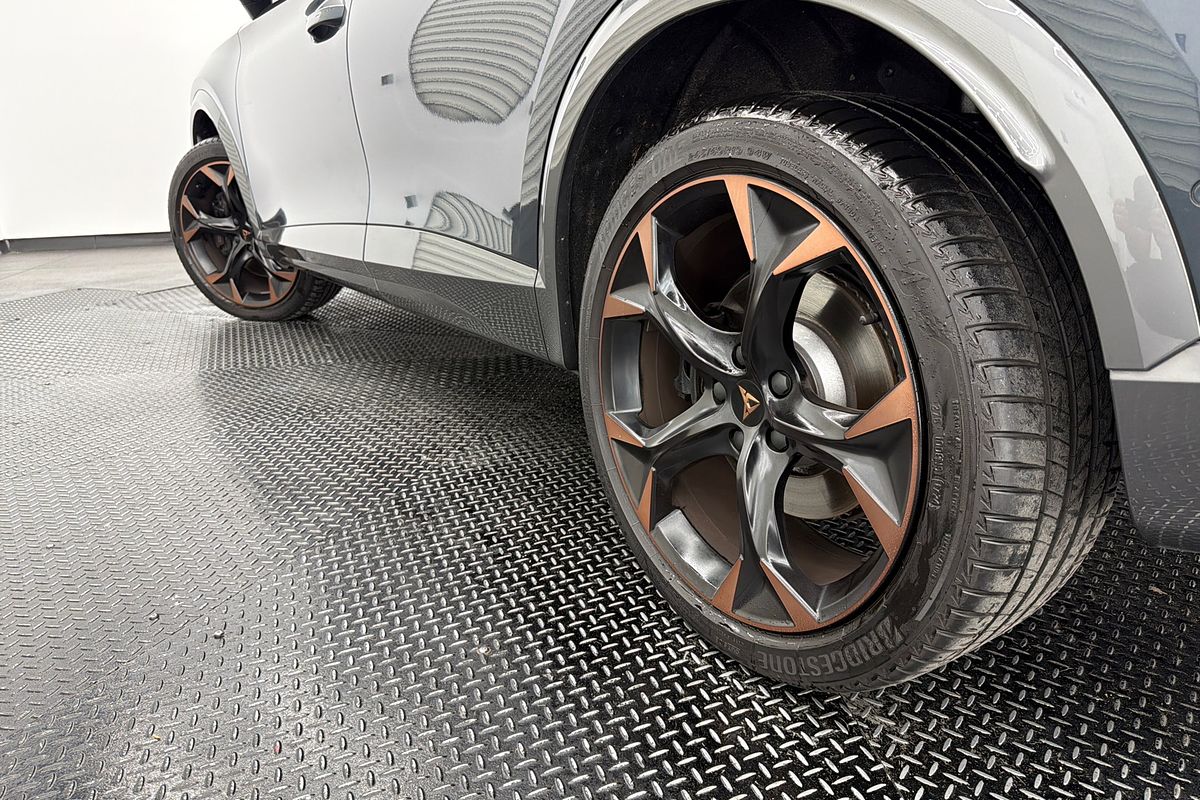 2024 CUPRA Formentor VZx KM