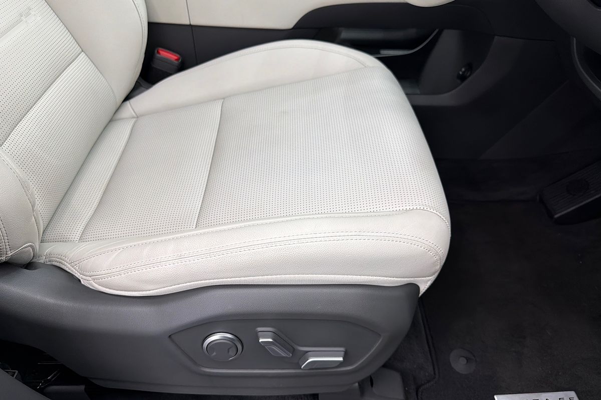 2024 Hyundai Santa Fe Hybrid Elite MX5.V1