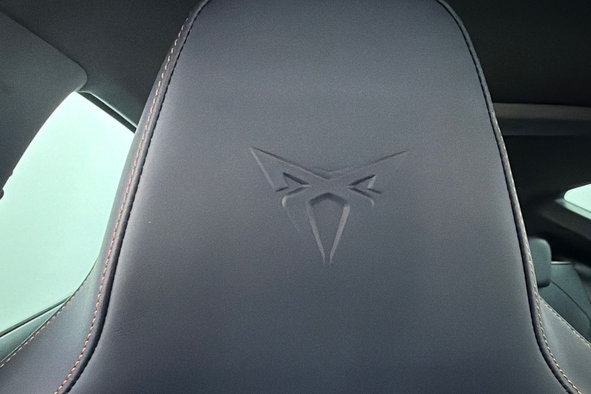2024 CUPRA Formentor VZx KM