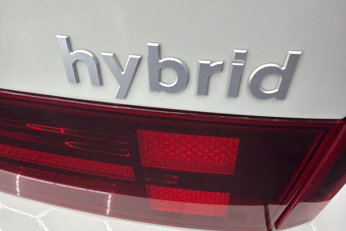2024 Hyundai Santa Fe Hybrid Elite MX5.V1