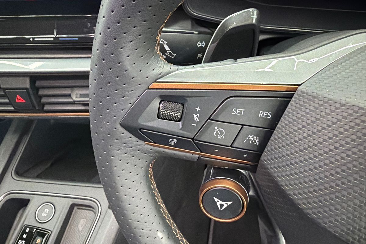 2024 CUPRA Formentor VZx KM