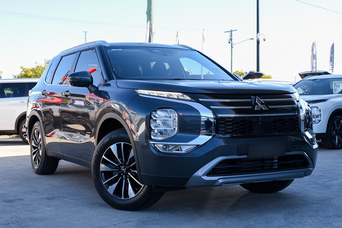 2026 Mitsubishi Outlander LS ZM