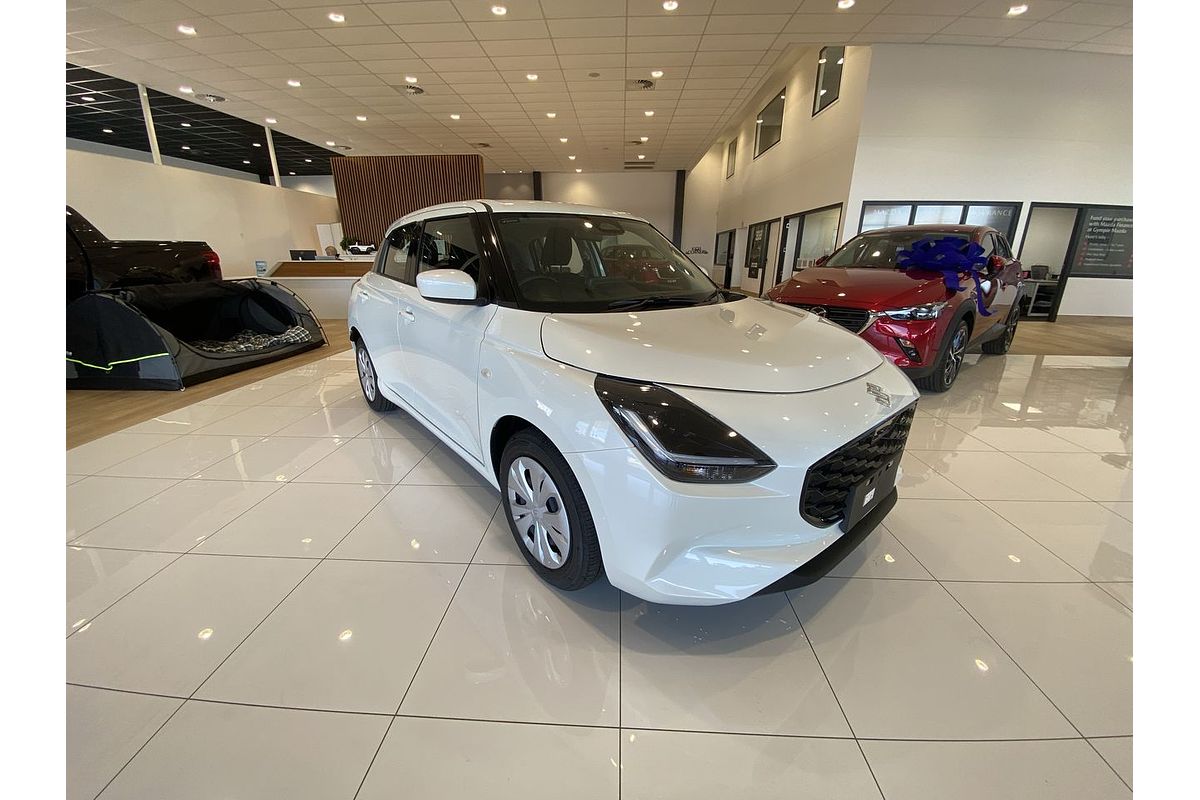 2025 Suzuki Swift Hybrid UZ