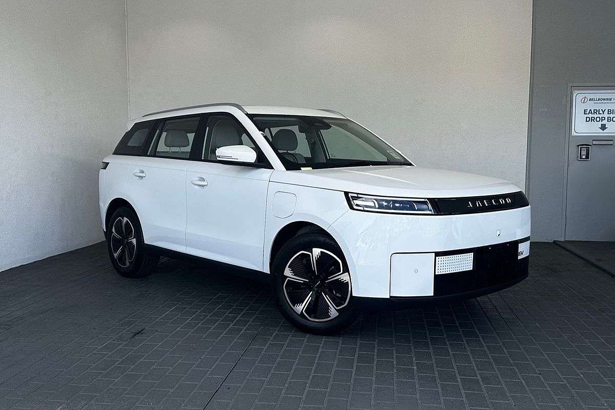 2026 Jaecoo J5 EV Summit