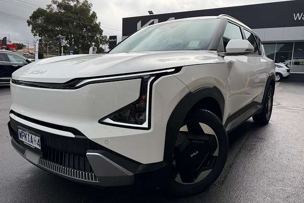 2025 Kia EV5 Air Long Range OVc thumb-1
