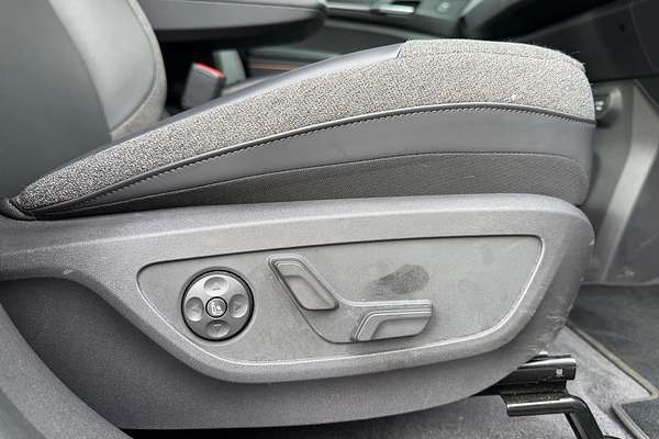 2025 Kia EV5 Air Long Range OVc thumb-16