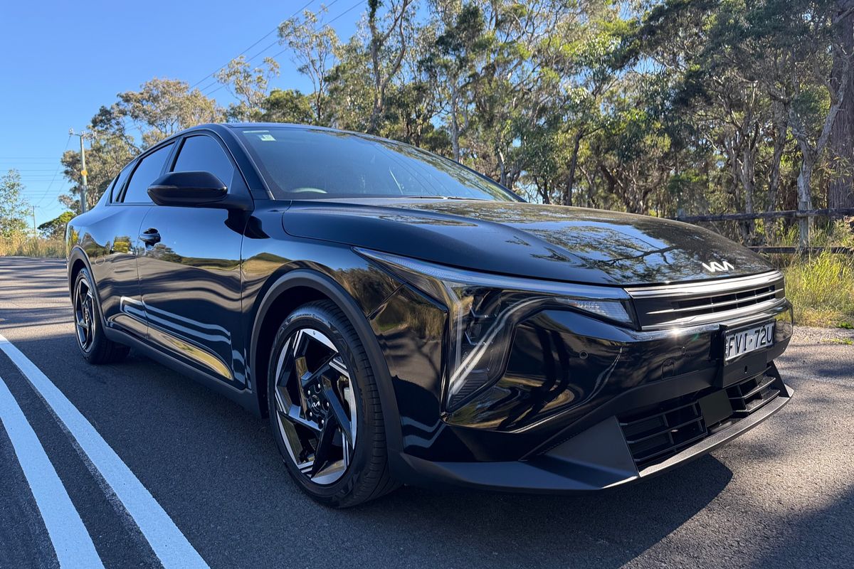 2024 Kia K4 Sport+ CL4m