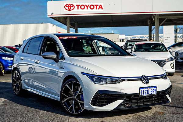 2022 Volkswagen Golf R 8