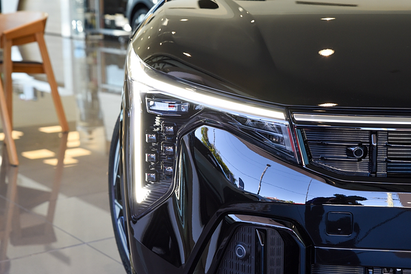 2026 Kia K4 GT-Line CL4m thumb-1