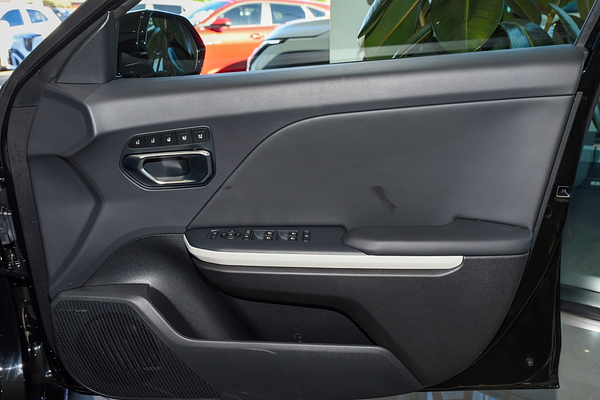 2026 Kia K4 GT-Line CL4m thumb-16