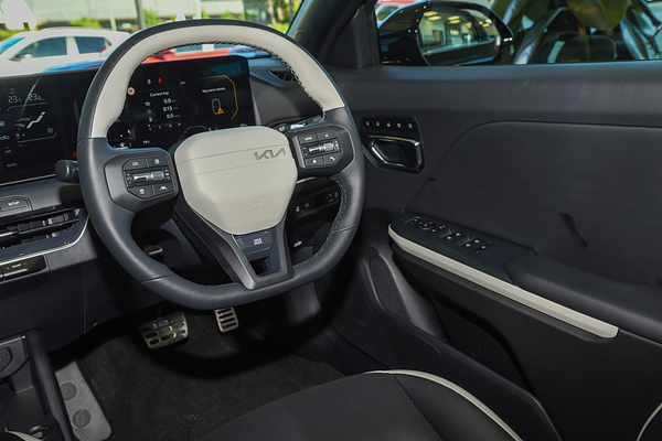 2026 Kia K4 GT-Line CL4m thumb-18
