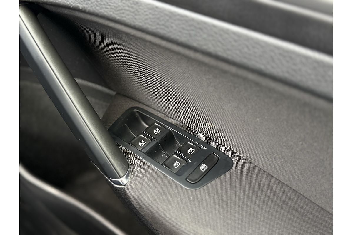 2017 Volkswagen Golf 92TSI Comfortline 7