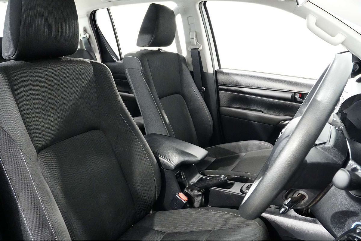 2023 Toyota Hilux SR GUN126R 4X4