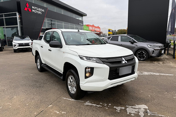 2023 Mitsubishi Triton GLX+ MR 4X4