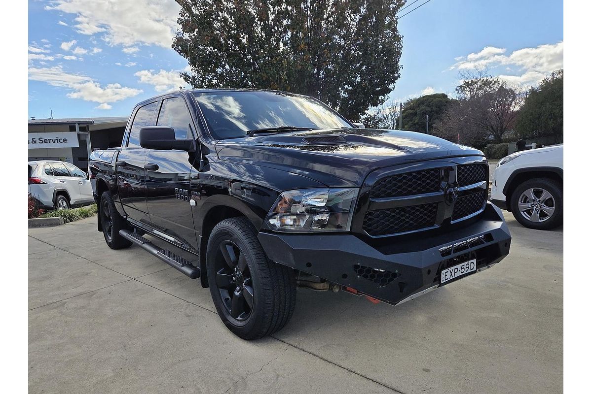 2022 RAM 1500 Express RamBox DS 4X4 SWB
