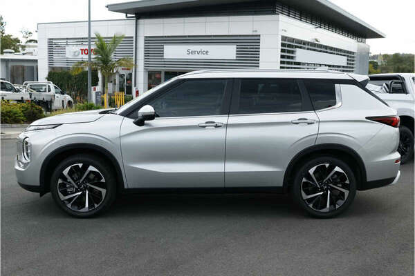 2023 Mitsubishi Outlander Aspire ZM