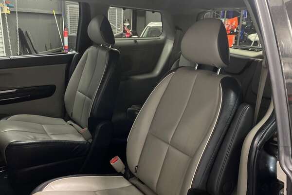 2016 Kia Carnival Platinum YP MY16