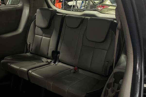 2016 Kia Carnival Platinum YP MY16