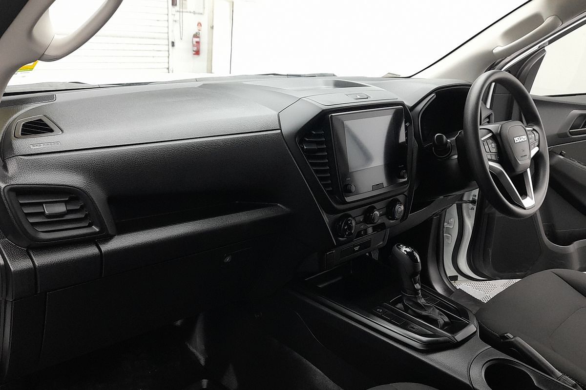 2024 Isuzu D-MAX SX High Ride Rear Wheel Drive