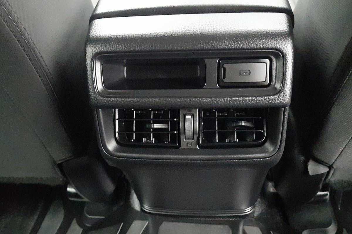 2024 Isuzu D-MAX SX High Ride Rear Wheel Drive