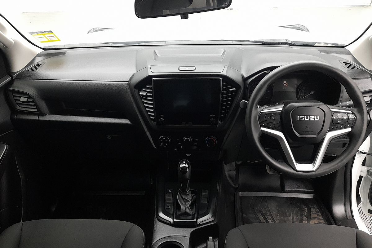 2024 Isuzu D-MAX SX High Ride Rear Wheel Drive