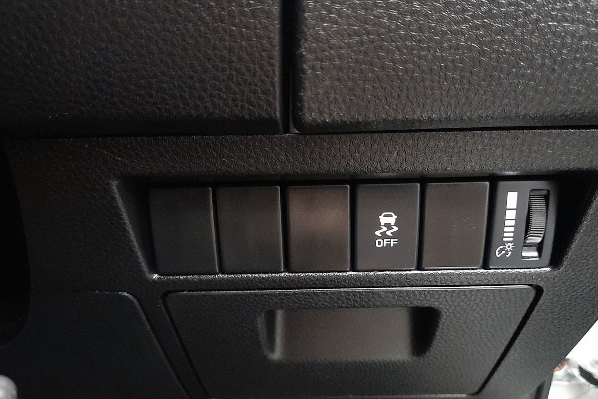 2024 Isuzu D-MAX SX High Ride Rear Wheel Drive