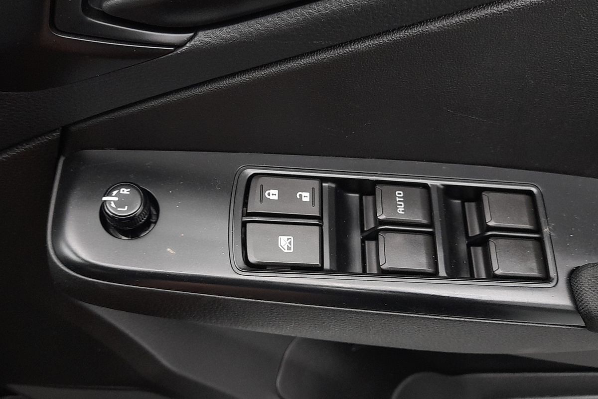 2024 Isuzu D-MAX SX High Ride Rear Wheel Drive