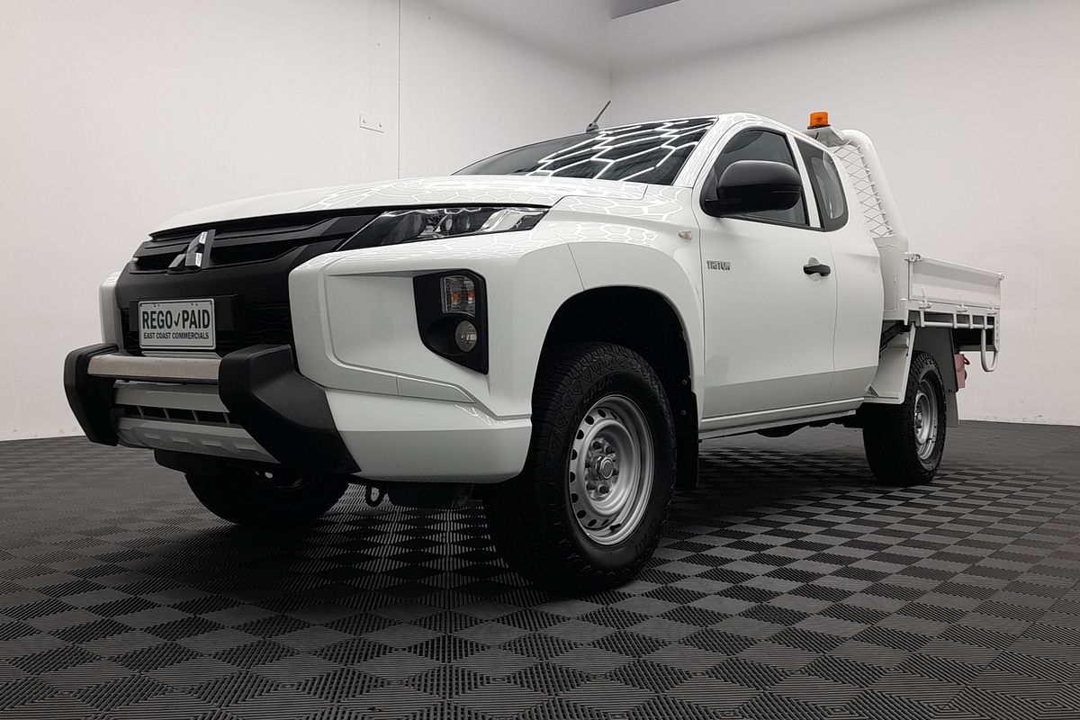 2019 Mitsubishi Triton GLX MR 4X4