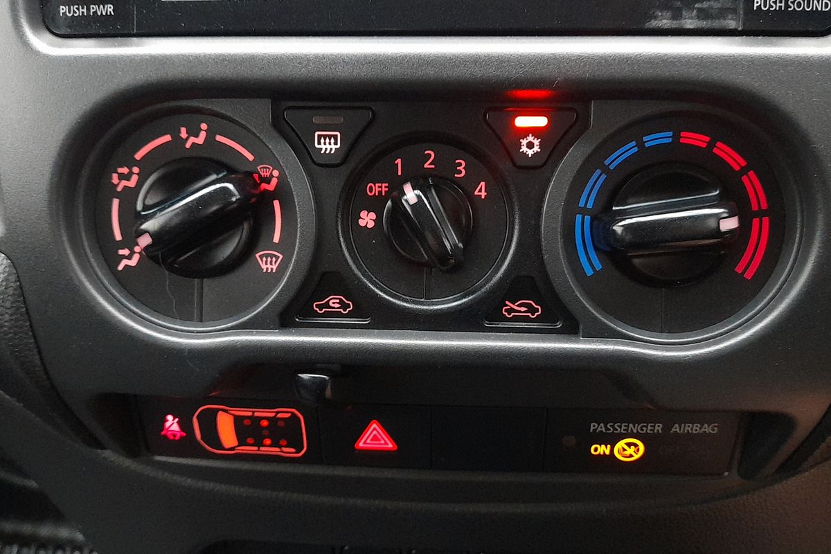 2019 Mitsubishi Triton GLX MR 4X4