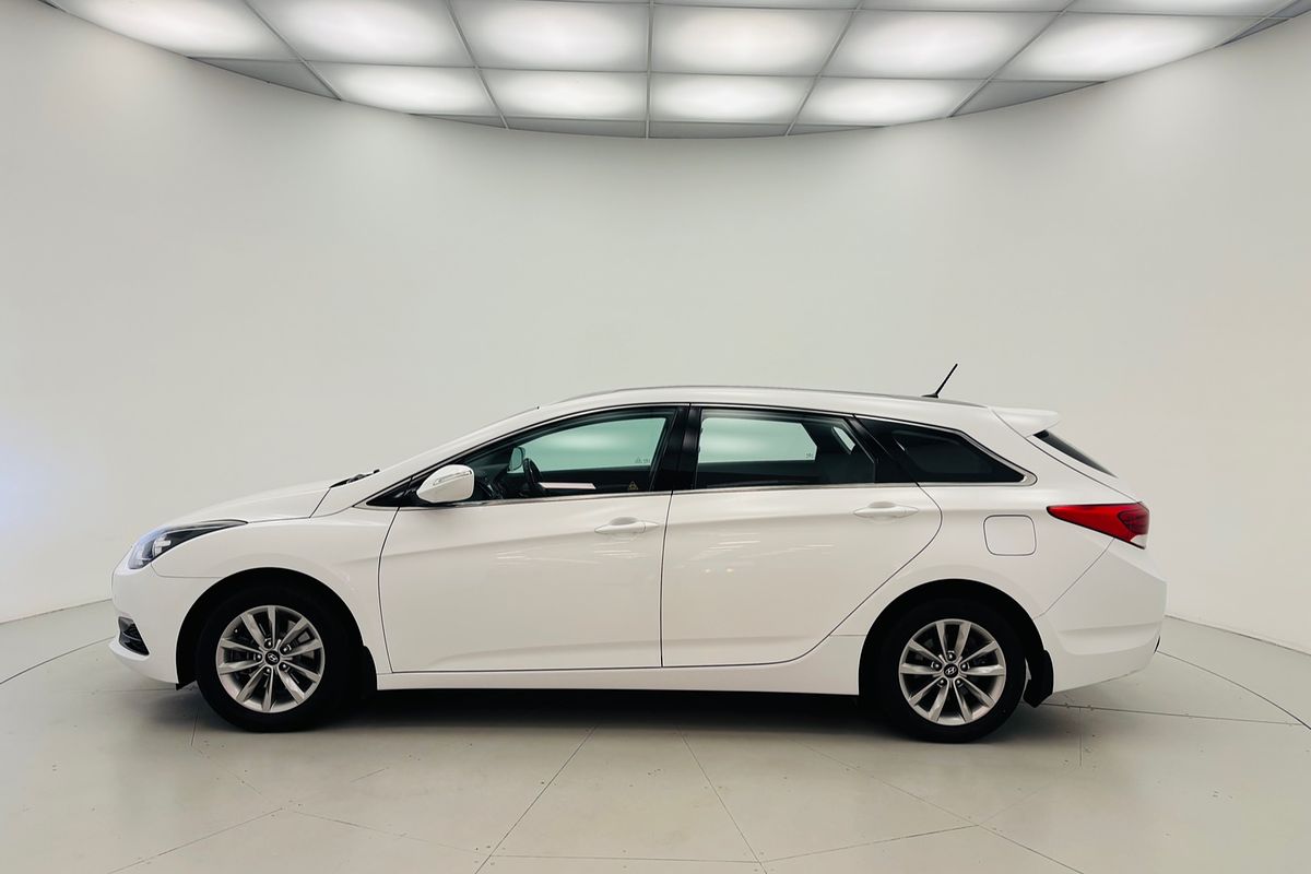 2017 HYUNDAI i40 ACTIVE TOURER 6 SP AUTOMATIC 4D WAGON 4CYL