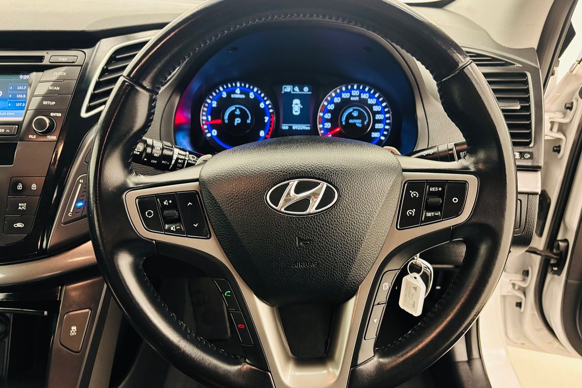 2017 HYUNDAI i40 ACTIVE TOURER 6 SP AUTOMATIC 4D WAGON 4CYL