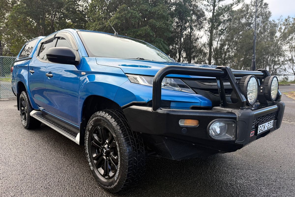2022 Mitsubishi Triton GLX-R MR 4X4