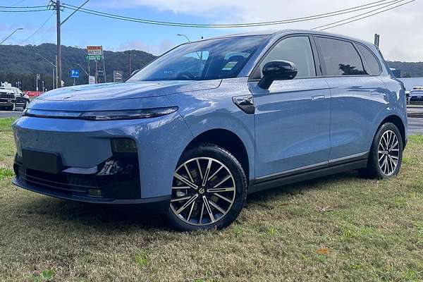 2026 Leapmotor B10 Design LR A12