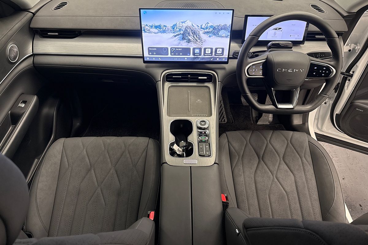 2025 Chery Tiggo 8 Super Hybrid Ultimate T31