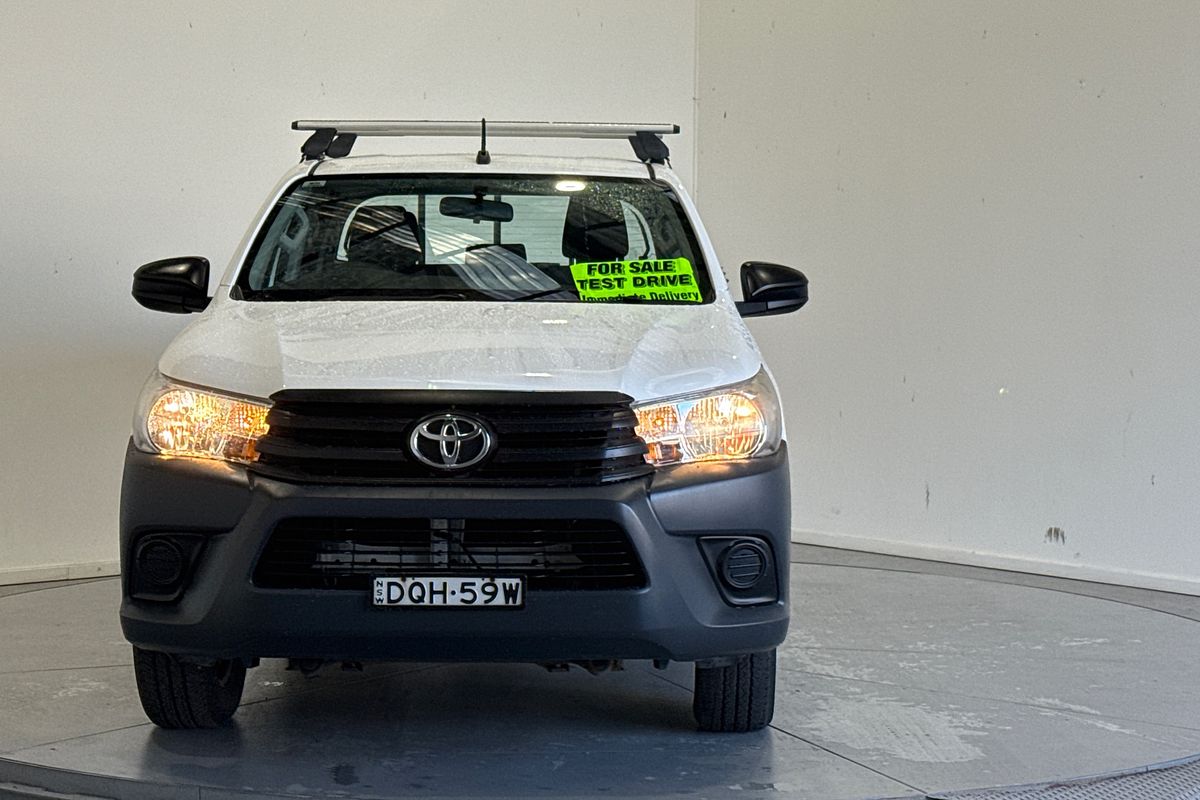 2017 Toyota Hilux WORKMATE TGN121R REAR WHEEL DRIVE