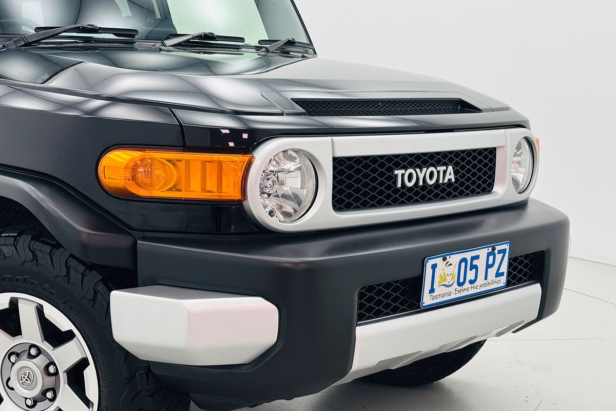 2015 Toyota FJ Cruiser GSJ15R